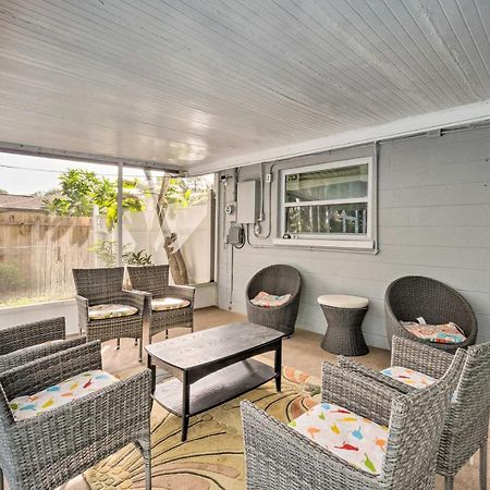 Peaceful Venice Villa With Patio - 2 Miles To Beach! Exterior photo