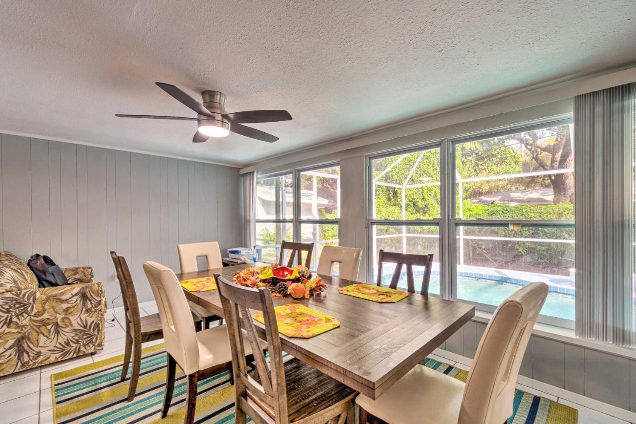 Peaceful Venice Villa With Patio - 2 Miles To Beach! Exterior photo