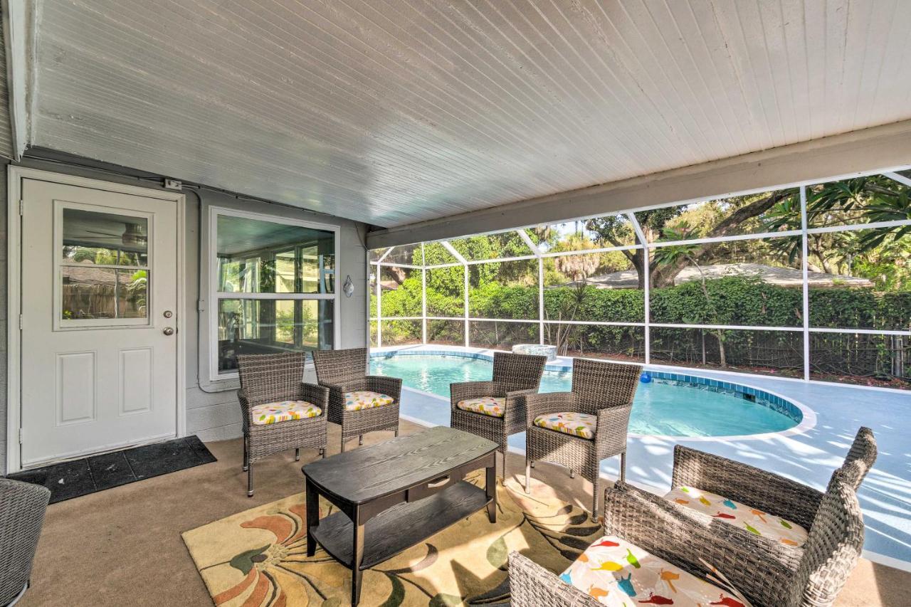 Peaceful Venice Villa With Patio - 2 Miles To Beach! Exterior photo