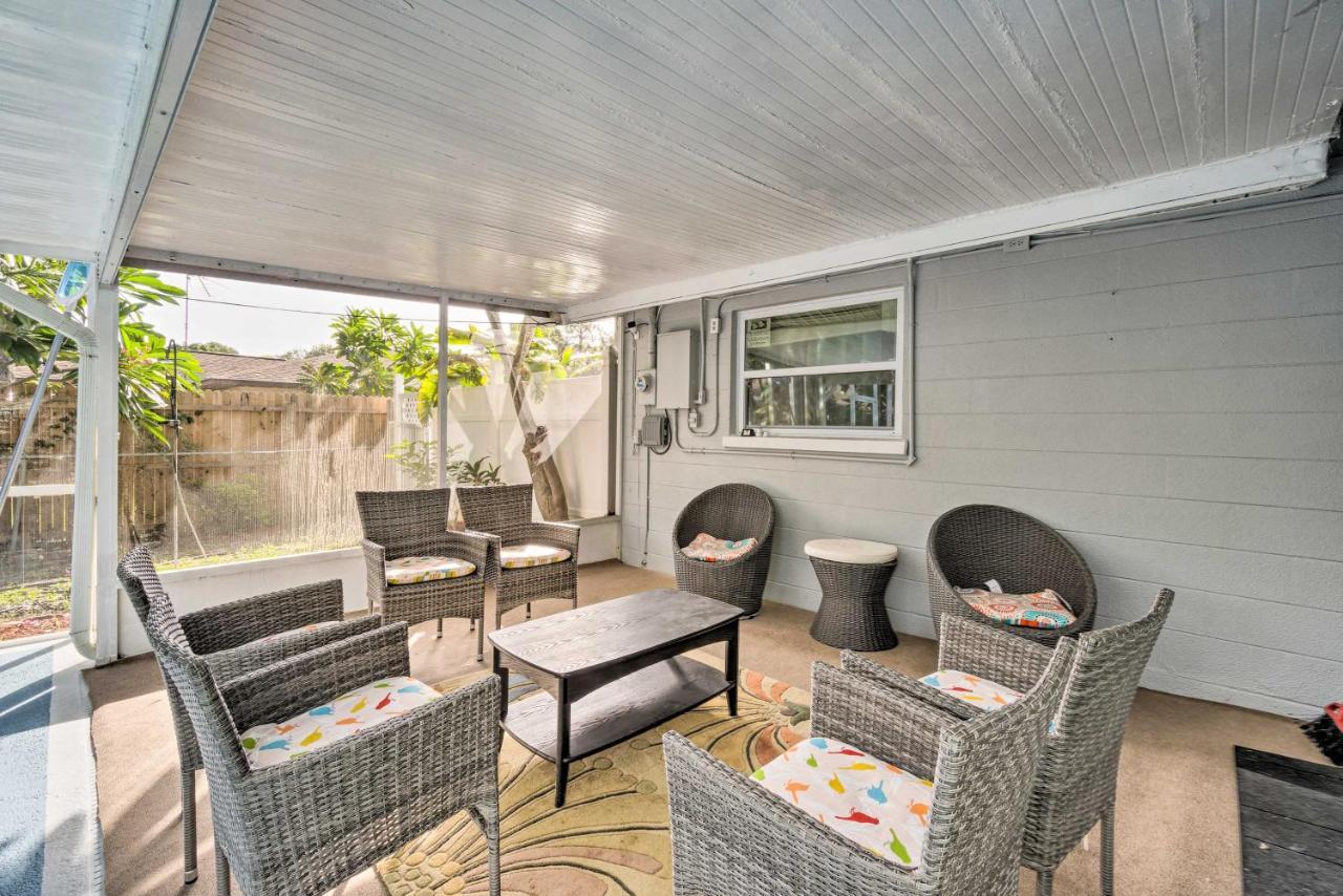 Peaceful Venice Villa With Patio - 2 Miles To Beach! Exterior photo
